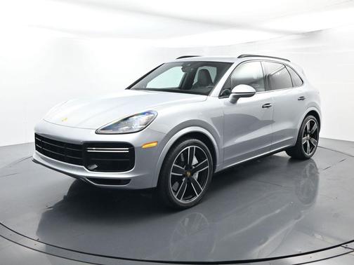 2022 Porsche Cayenne Turbo