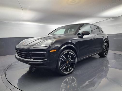 2023 Porsche Cayenne Platinum Edition