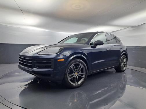 2024 Porsche Cayenne Base