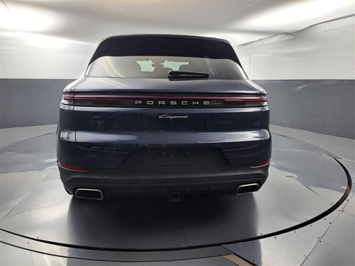 2024 Porsche Cayenne Base