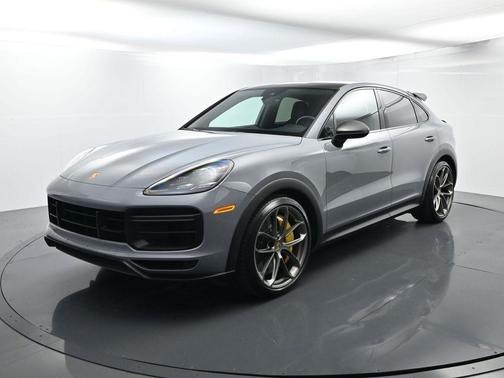 2022 Porsche Cayenne Turbo GT