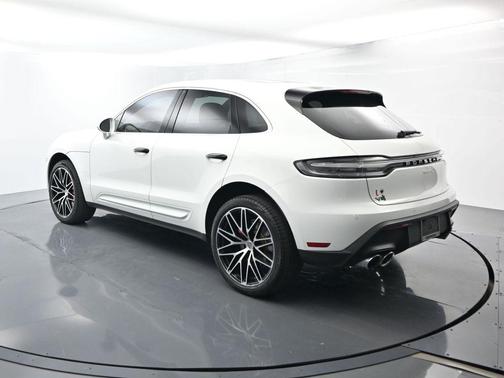 2023 Porsche Macan S