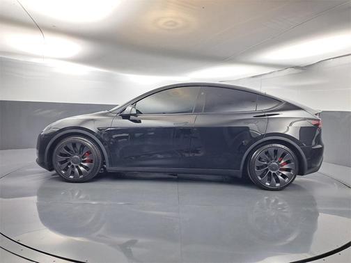 2024 Tesla Model Y Performance