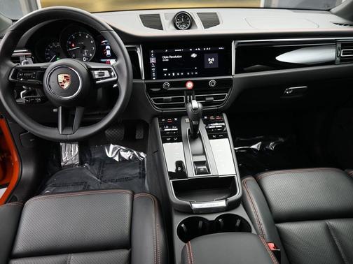2024 Porsche Macan