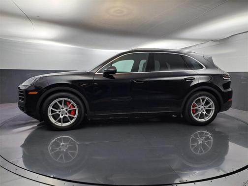 2024 Porsche Cayenne S