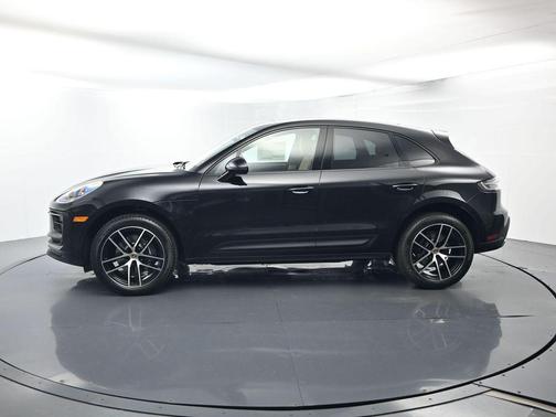 Jet Black Metallic 2026 Porsche Macan Base
