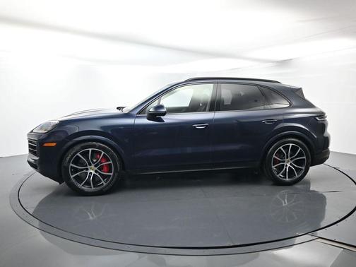 2024 Porsche Cayenne S
