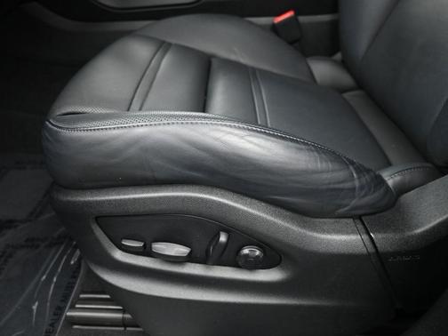 2024 Porsche Cayenne S