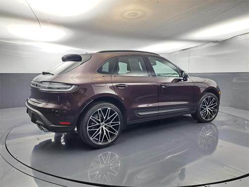 2024 Porsche Macan T