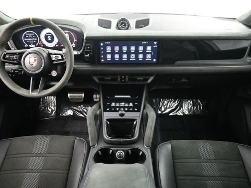 2024 Porsche Cayenne Turbo GT