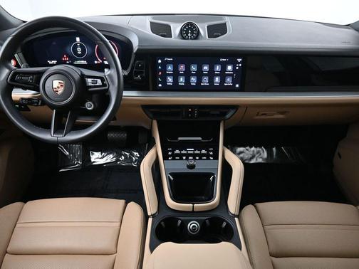 Carrara White Metallic 2024 Porsche Cayenne AWD