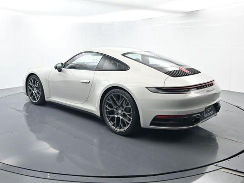 2024 Porsche 911 Carrera T