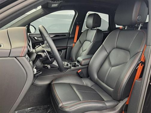 2024 Porsche Macan