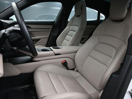 2025 Porsche Taycan