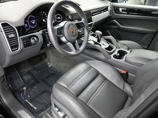2021 Porsche Cayenne AWD