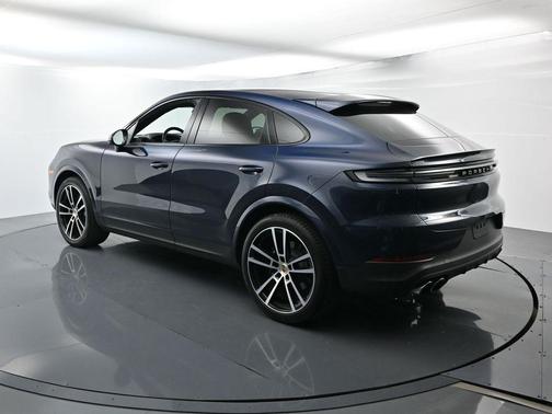 2024 Porsche Cayenne AWD