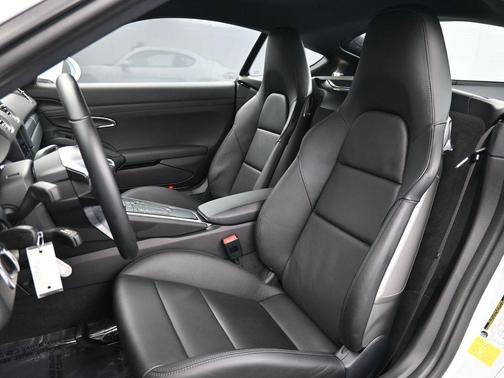 2018 Porsche 718 Cayman Base