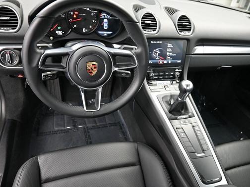 2018 Porsche 718 Cayman Base