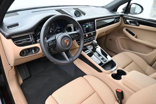 Copper 2026 Porsche Macan Base