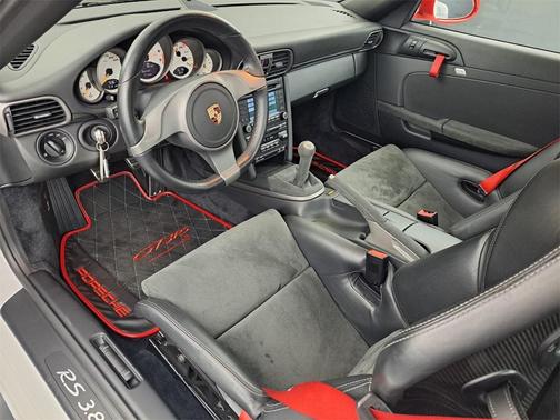 2010 Porsche 911 GT3 RS