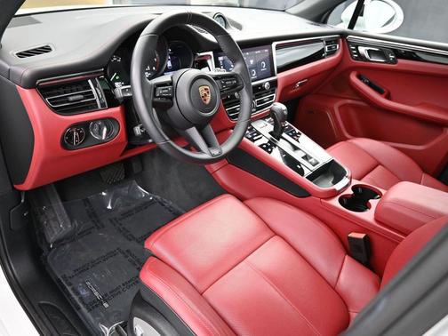2024 Porsche Macan