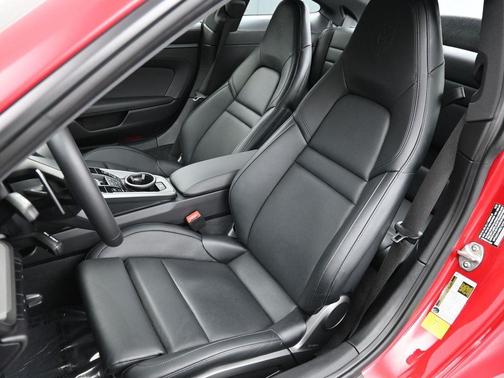 2024 Porsche 911 Carrera 4S