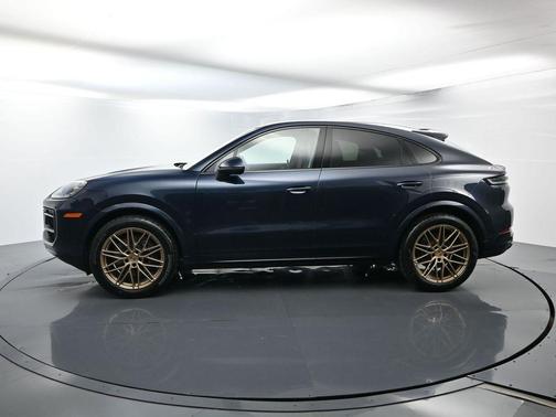 2024 Porsche Cayenne AWD
