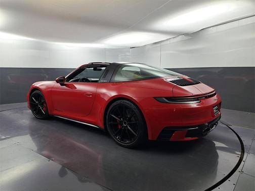 2021 Porsche 911 Targa 4S
