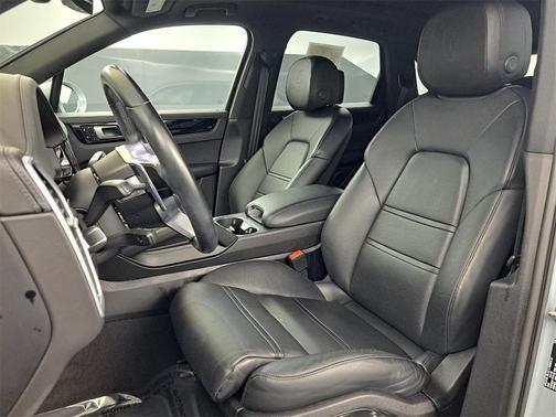 2019 Porsche Cayenne S