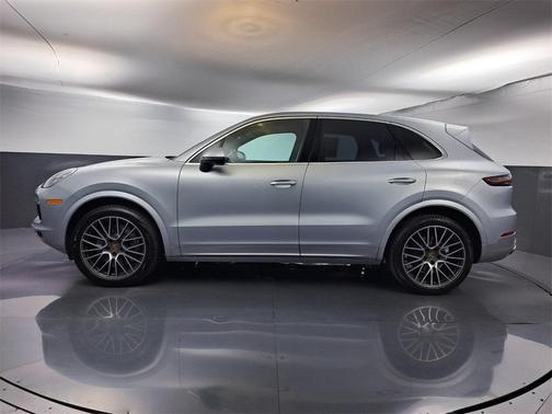 2019 Porsche Cayenne S