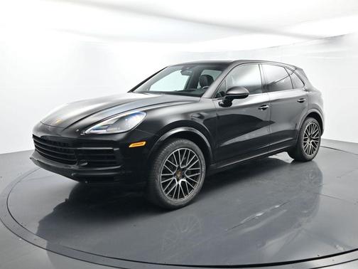 2022 Porsche Cayenne 