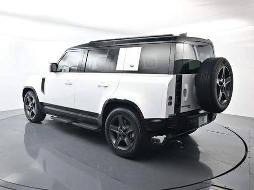 2023 Land Rover Defender 110 X-Dynamic SE