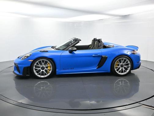 2025 Porsche 718 Spyder RS