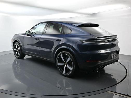 2024 Porsche Cayenne AWD