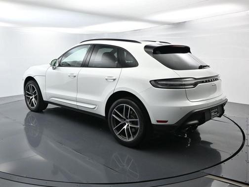 2024 Porsche Macan