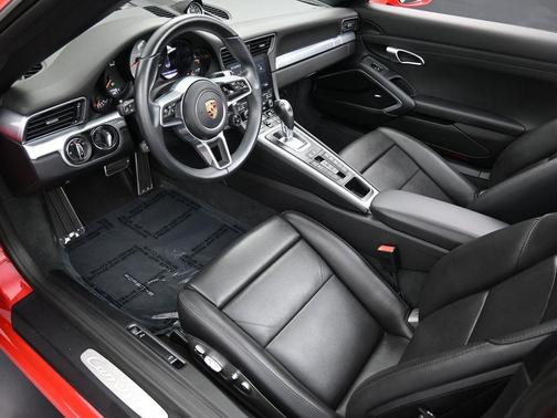 2017 Porsche 911 Carrera S