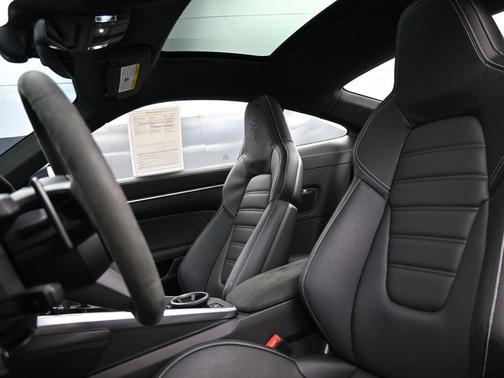 Jet Black Metallic 2024 Porsche 911 Carrera S