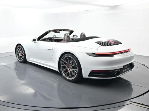 2022 Porsche 911 Carrera 4S