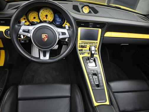 2016 Porsche 911 Turbo
