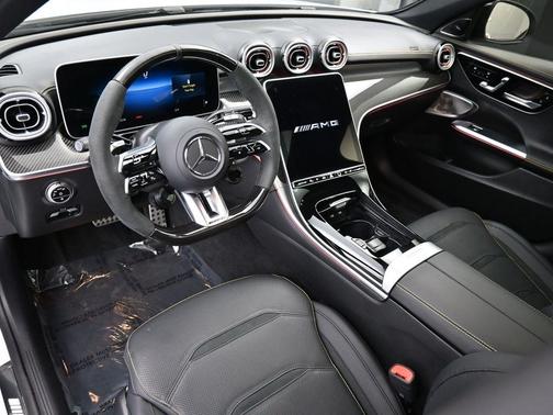 2025 Mercedes-Benz AMG C 63 S E Performance