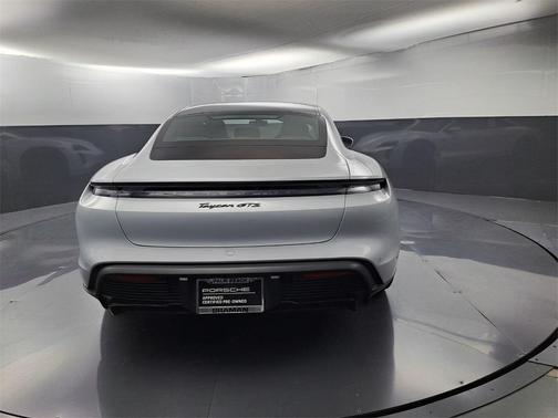 2024 Porsche Taycan GTS