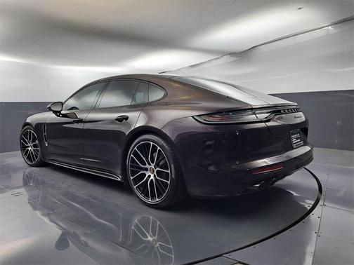 2022 Porsche Panamera Platinum Edition