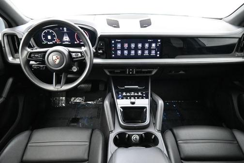 Carrara White Metallic 2024 Porsche Cayenne Base