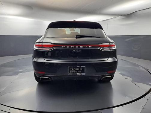 2021 Porsche Macan Base