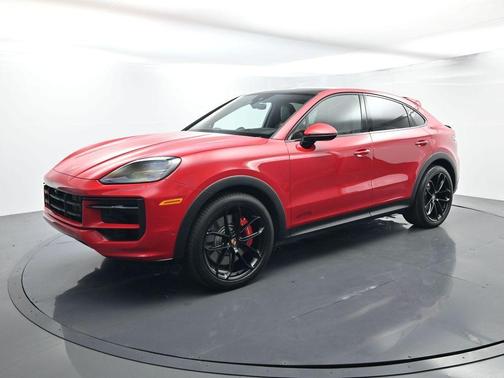 Carmine Red 2025 Porsche Cayenne GTS