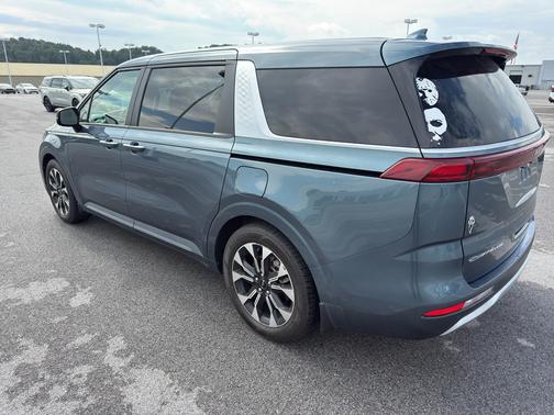 2022 Kia Carnival EX