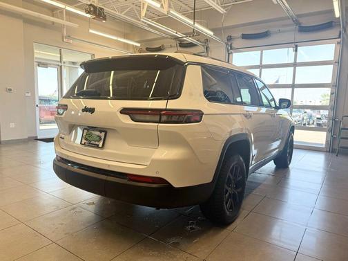 2024 Jeep Grand Cherokee L Altitude