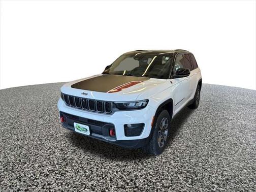2022 Jeep Grand Cherokee Trailhawk