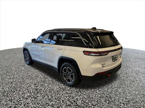 2022 Jeep Grand Cherokee Trailhawk