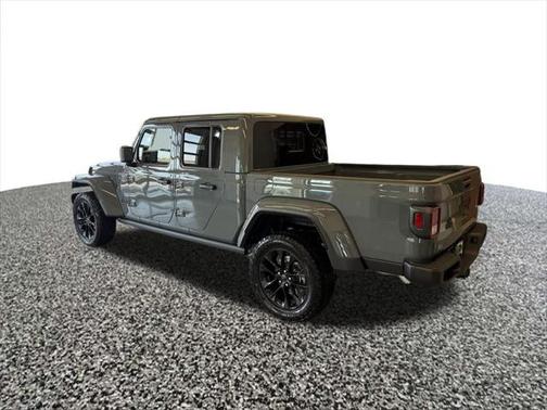 2025 Jeep Gladiator Nighthawk